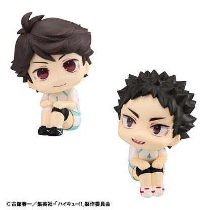 Figurine Oikawa Toru & Iwaizumi Hajime Look Up Haikyuu Combo Set