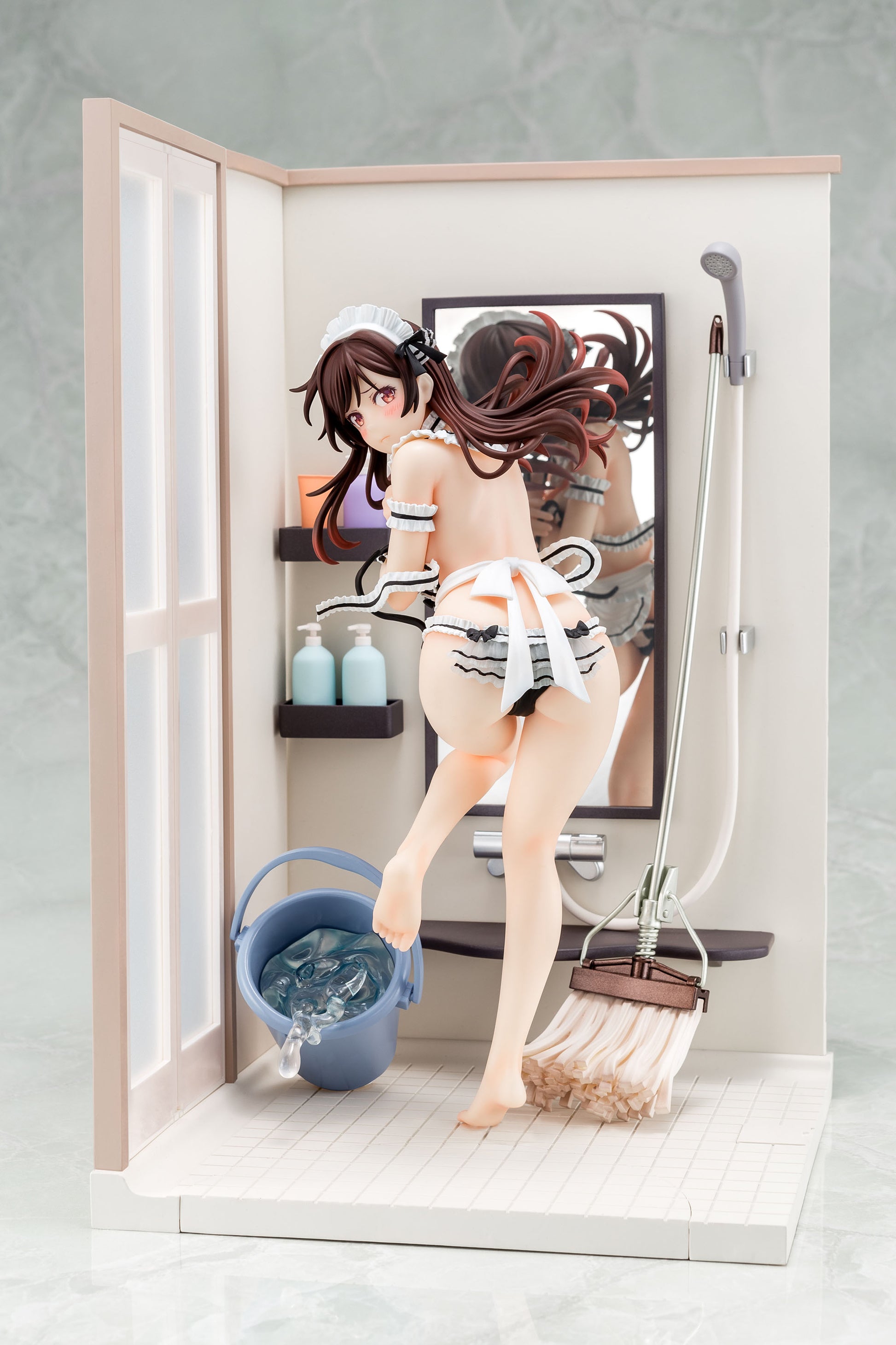 Figurine Mizuhara Chizuru Maid Bikini Cleanup Ver. Rent-A-Girlfriend