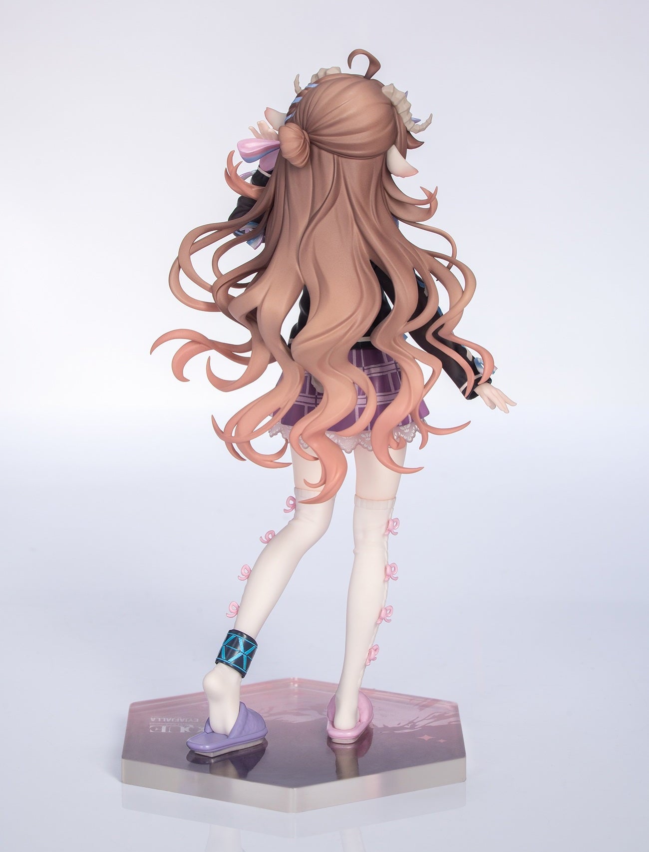 Figurine Eyjafjalla the Hvit Aska One More Story Ver. Arknights