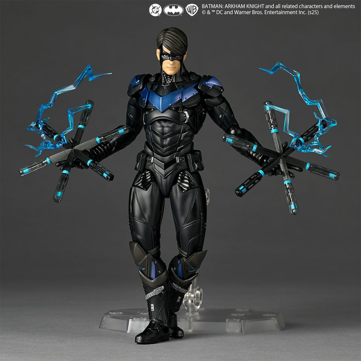 Figurine Nightwing Amazing Yamaguchi Batman DC