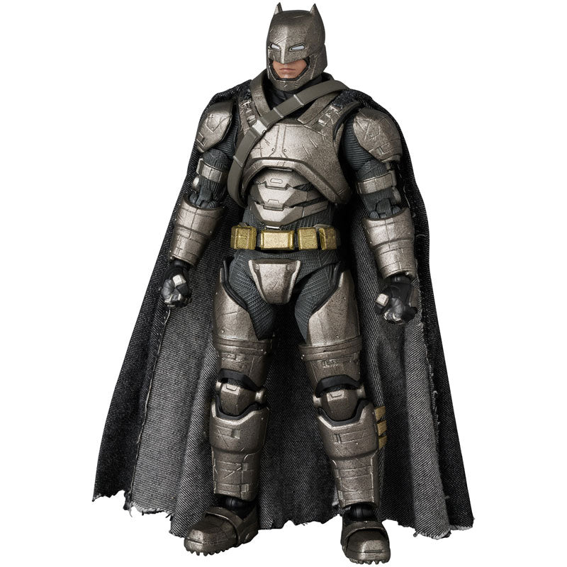 Figurine Batman Armored Dawn of Justice 1.5 Ver. Mafex Batman