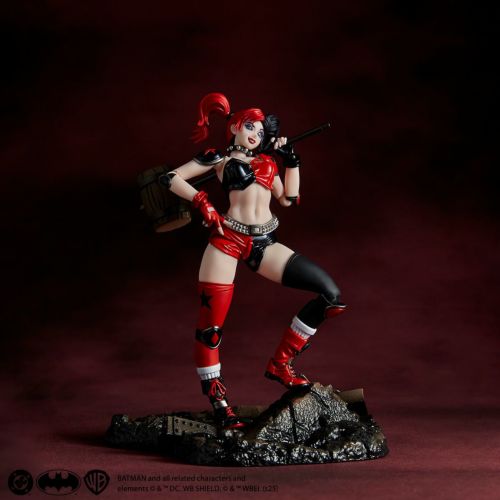 Figurine Harley Quinn Red & Black Ver. Amazing Yamaguchi Batman DC