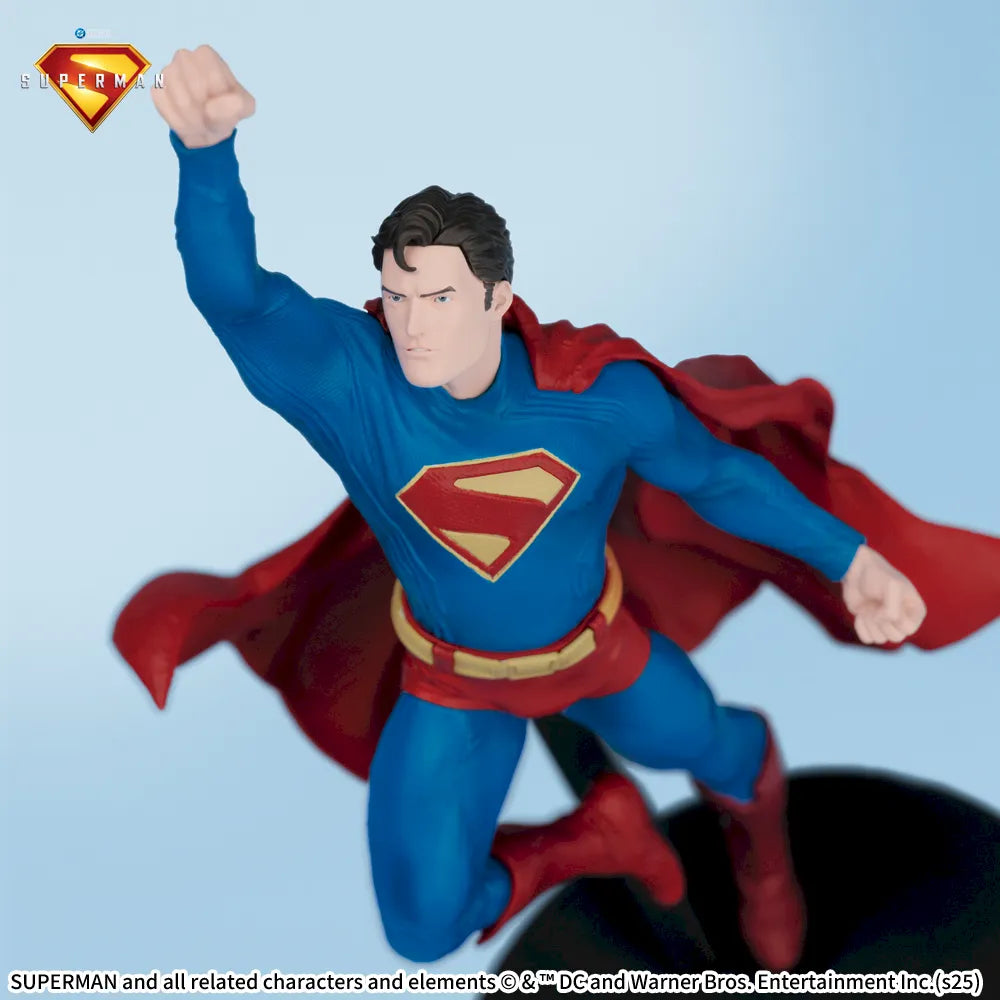 Figurine Superman Act/Cut Luminasta Superman DC Comics