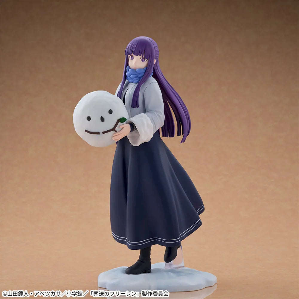 Figurine Fern Snow Playing Ver. XStellar Frieren