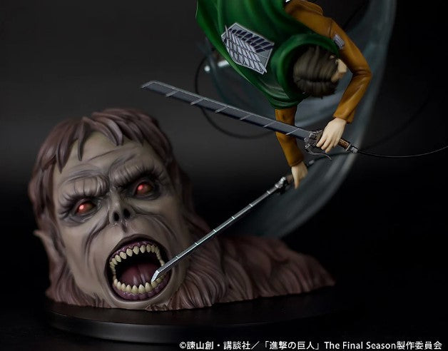 Figurine Levi vs Beast Titan ver. Good Smile Attack on Titan