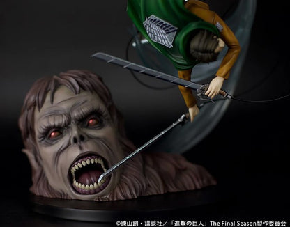 Figurine Levi vs Beast Titan ver. Good Smile Attack on Titan