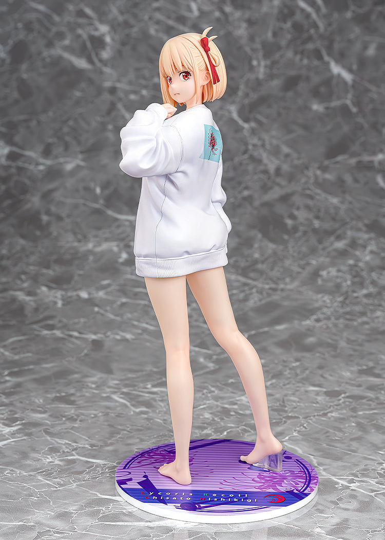 Figurine Chisato Nishikigi Oversized Sweatshirt Ver. Lycoris Recoil