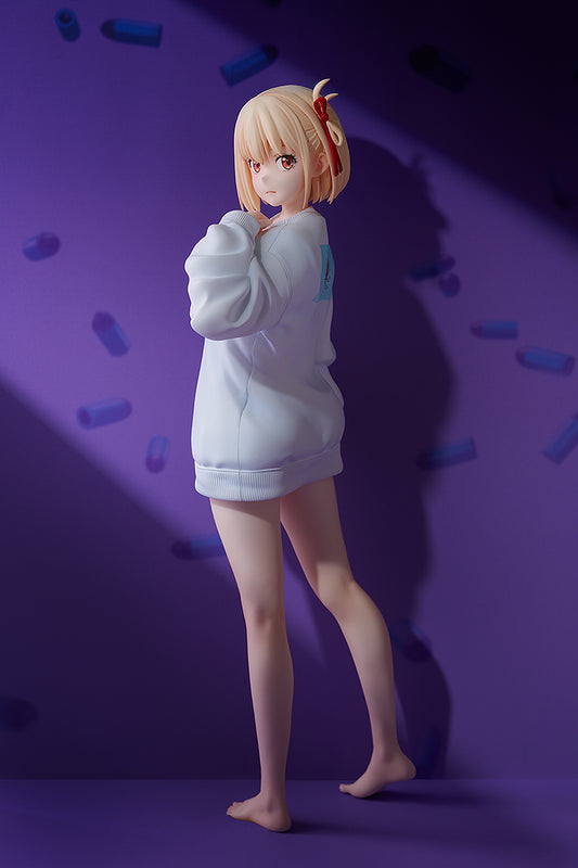 Figurine Chisato Nishikigi Oversized Sweatshirt Ver. Lycoris Recoil