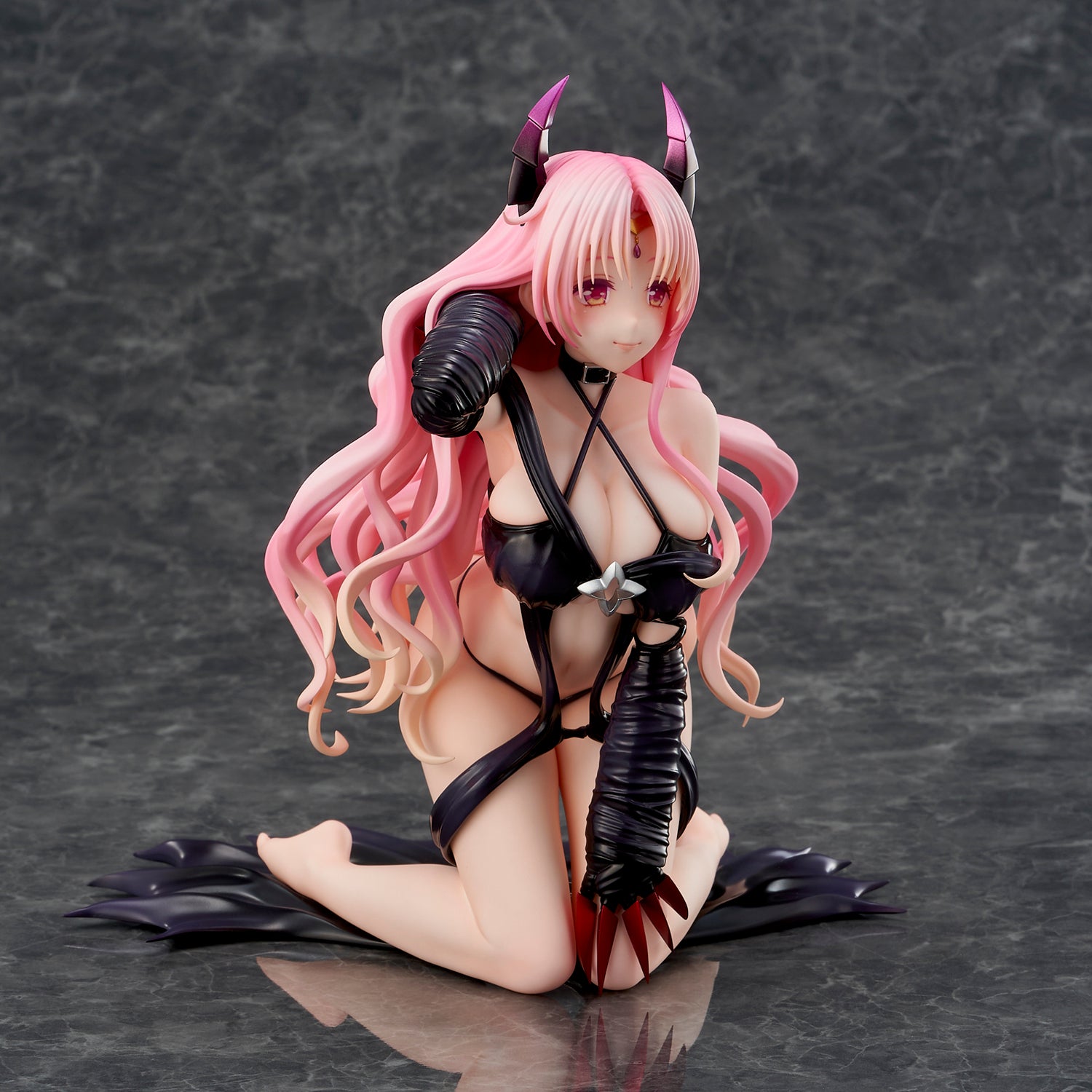 Figurine Sephie Michaela Deviluke Darkness Ver. 1/6 To Love Ru
