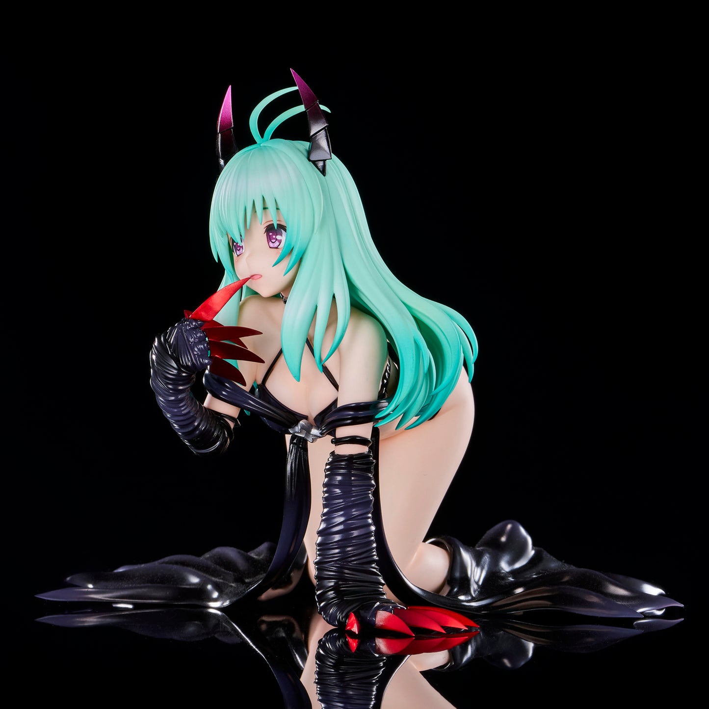 Figurine Run Elsie Jewelria Darkness Ver. Renewal 1/6 To Love Ru
