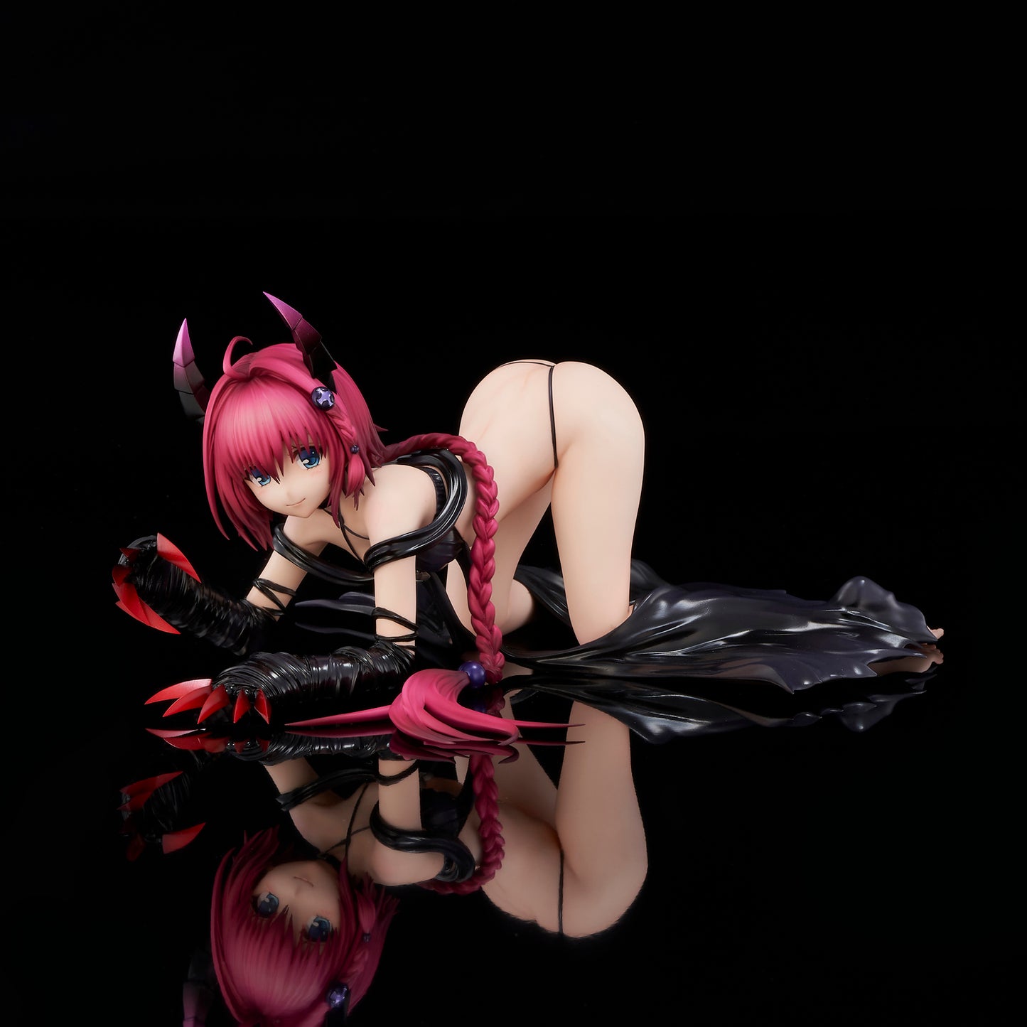 Figurine Kurosaki Mea Darkness Ver. 1/6 To Love Ru